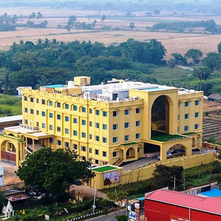 Le Royale Palace Karaikal Exterior foto